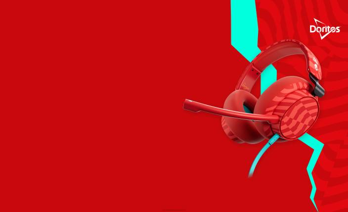 doritos rdeče žične igralne slušalke za več platform skullcandy x doritos slyr Skullcandy FTZX70